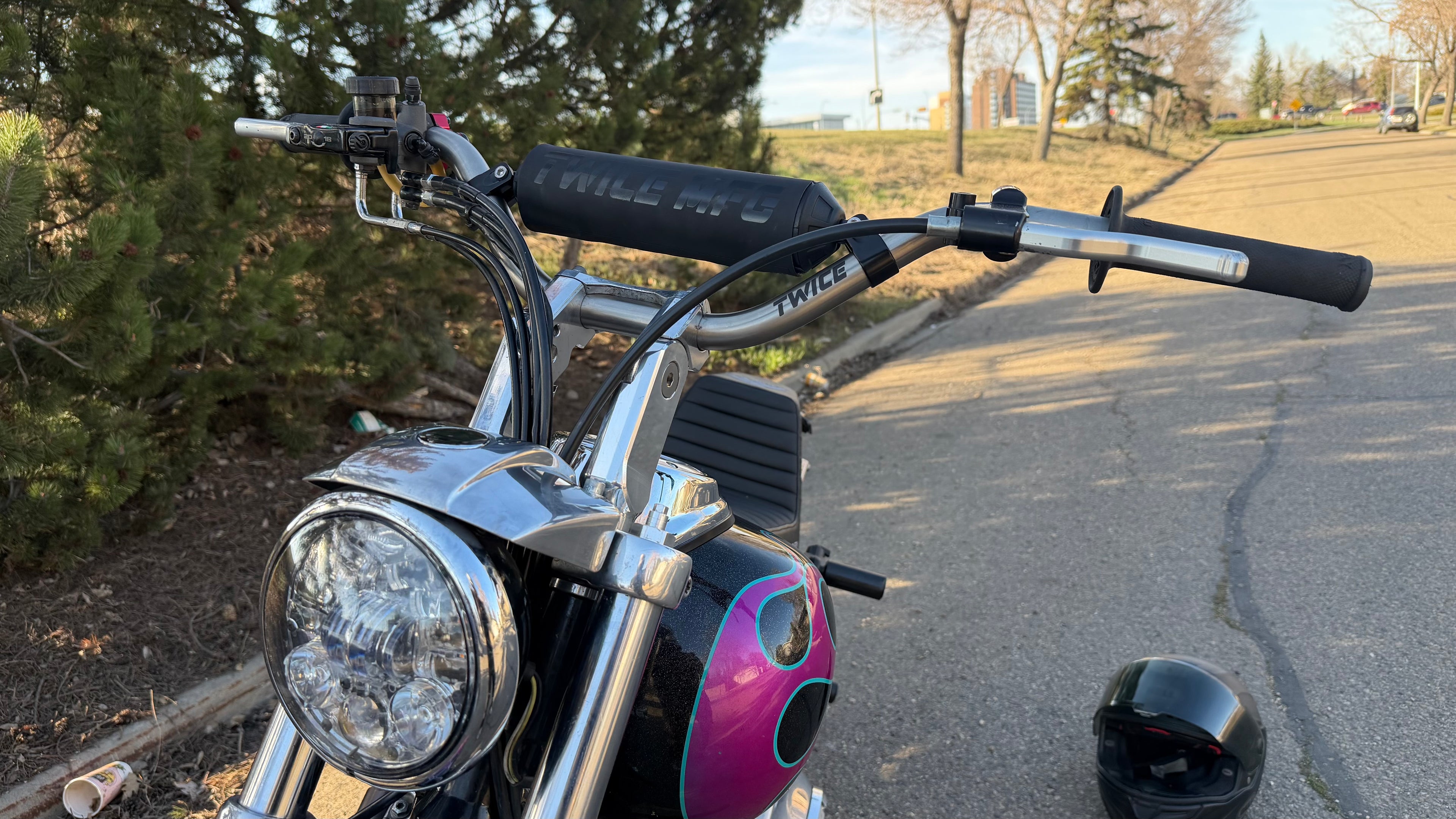 1" HARLEY V TWIN STUNT BARS WITH CROSS BAR