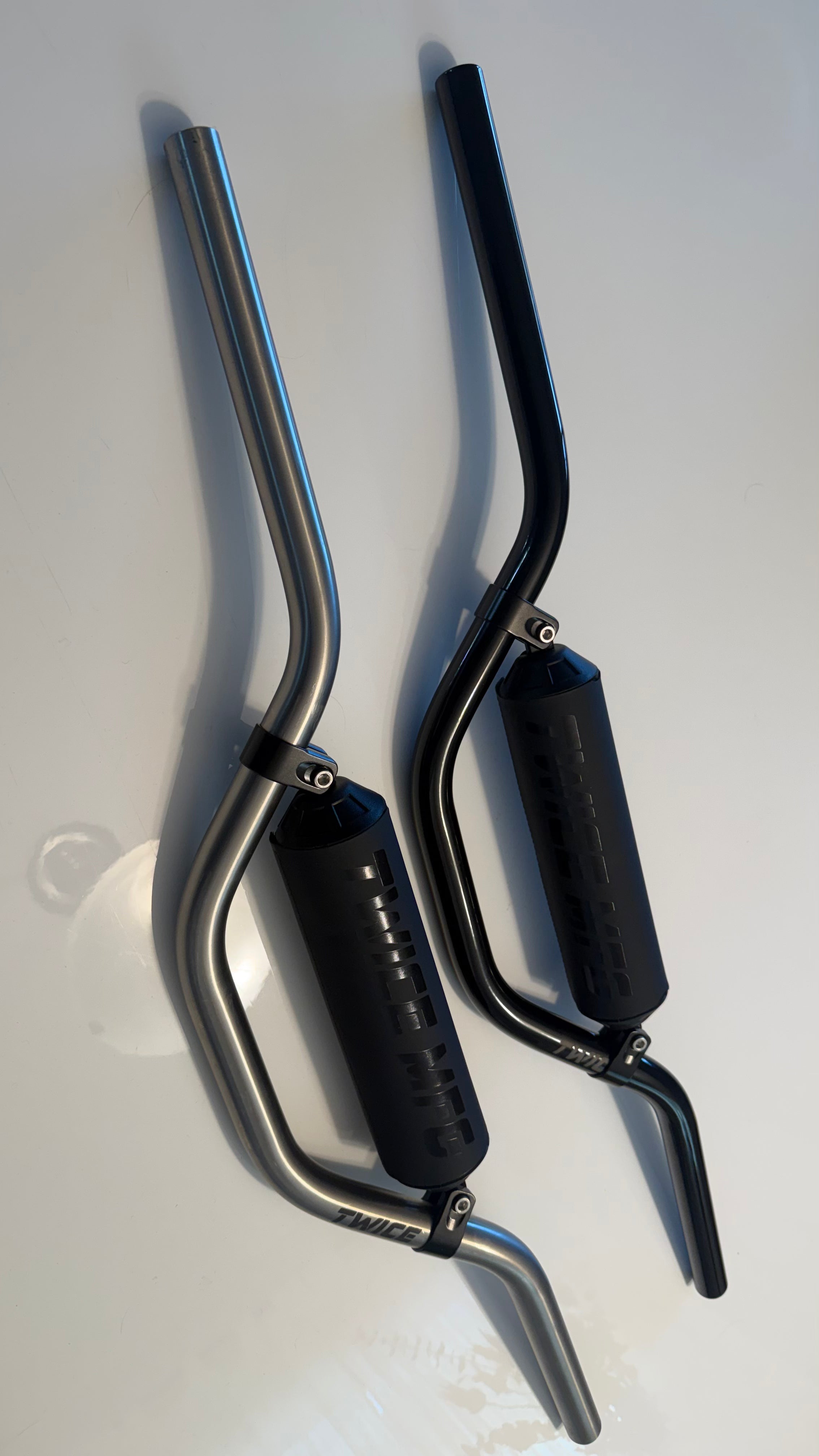 TWICE - 1" HARLEY V-TWIN HANDLEBARS