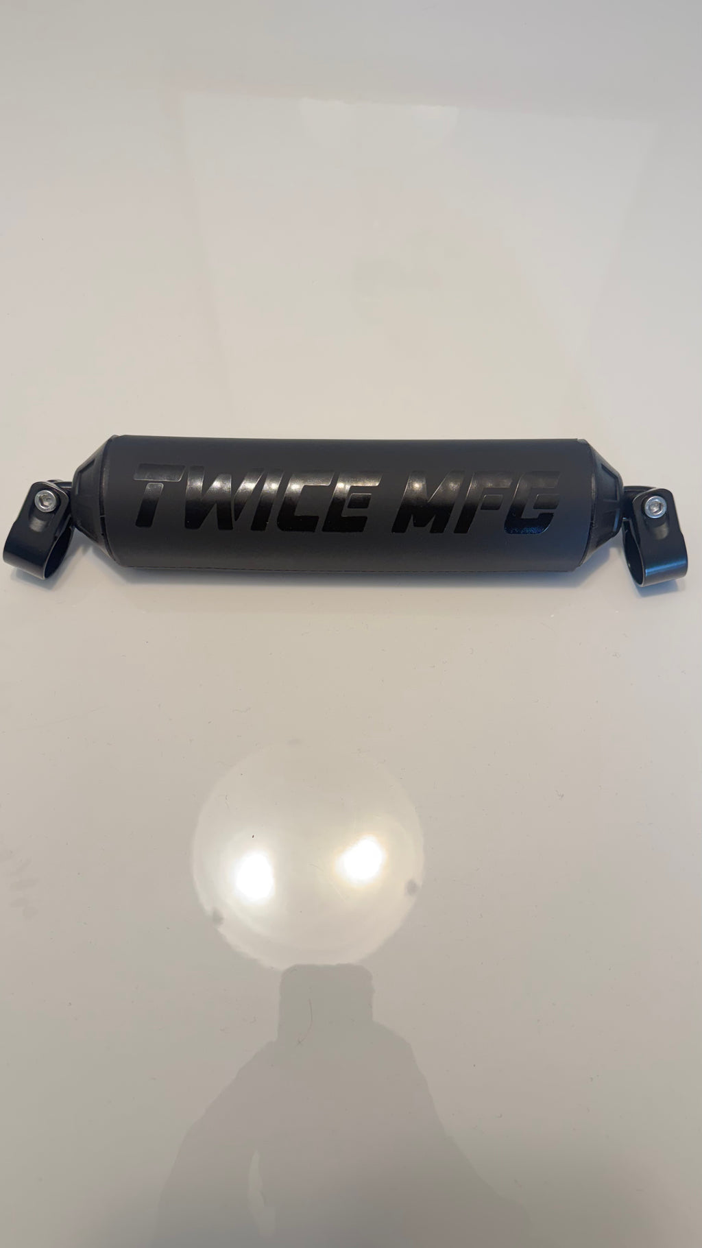 TWICE  - V-Twin Handlebar Crossbar with Clamps